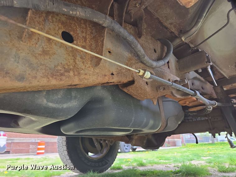 image for item EC4208 2005 Ford F150 SuperCab pickup truck