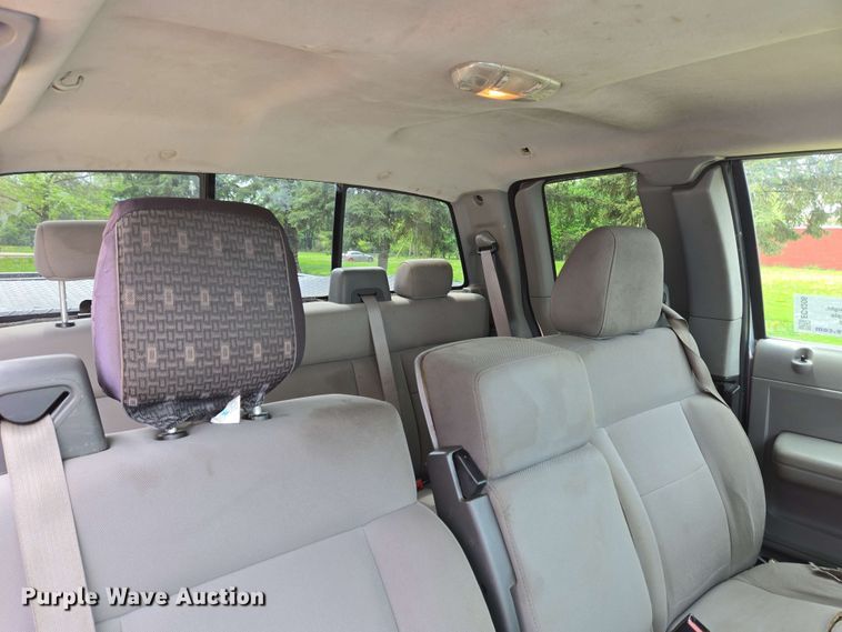 image for item EC4208 2005 Ford F150 SuperCab pickup truck