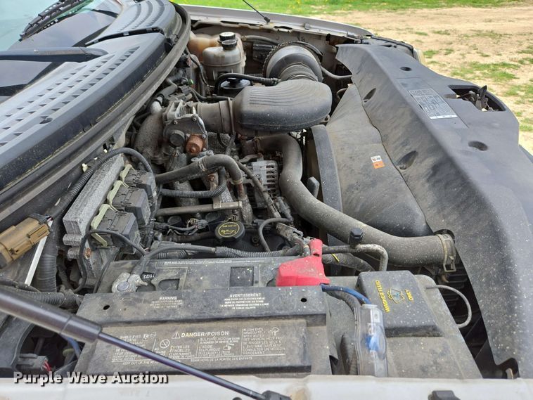 image for item EC4208 2005 Ford F150 SuperCab pickup truck