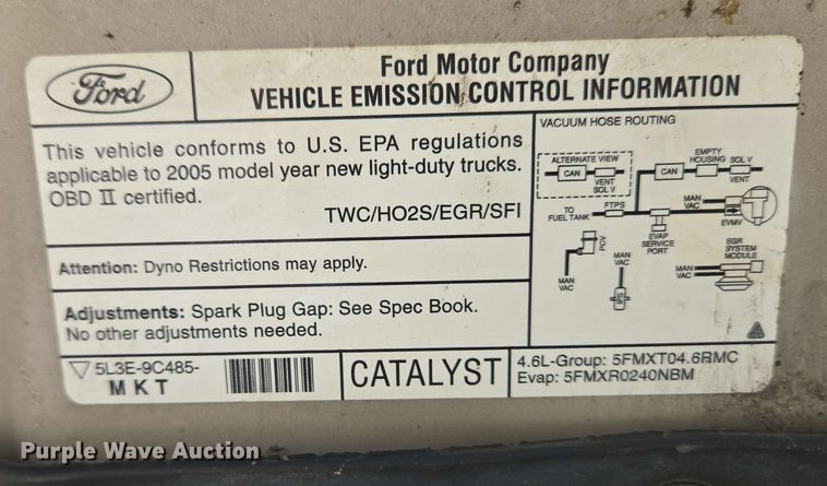 image for item EC4208 2005 Ford F150 SuperCab pickup truck