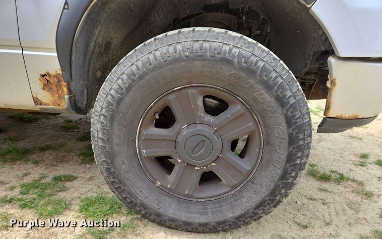 image for item EC4208 2005 Ford F150 SuperCab pickup truck