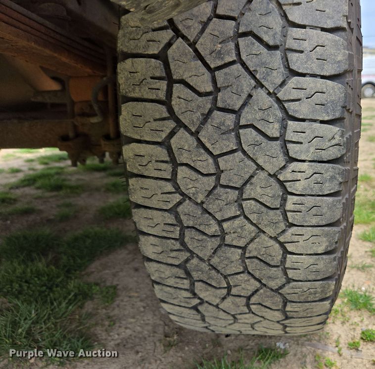 image for item EC4208 2005 Ford F150 SuperCab pickup truck