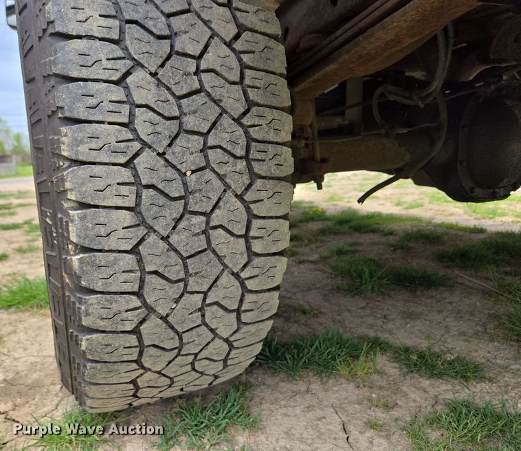 image for item EC4208 2005 Ford F150 SuperCab pickup truck