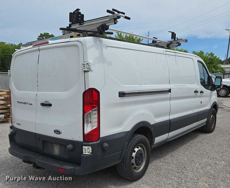 image for item EC4255 2018 Ford Transit 350 van