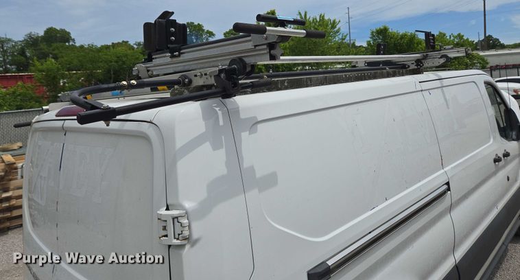 image for item EC4255 2018 Ford Transit 350 van