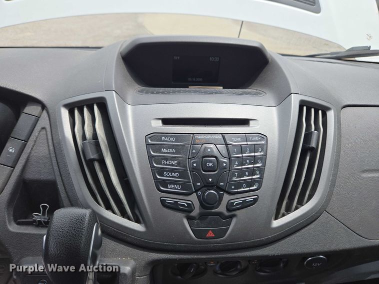 image for item EC4255 2018 Ford Transit 350 van