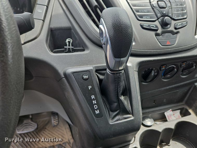 image for item EC4255 2018 Ford Transit 350 van