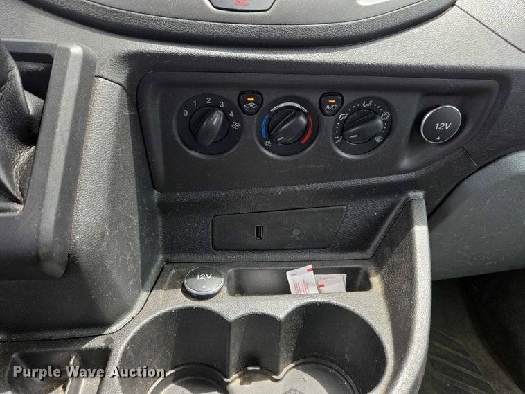 image for item EC4255 2018 Ford Transit 350 van