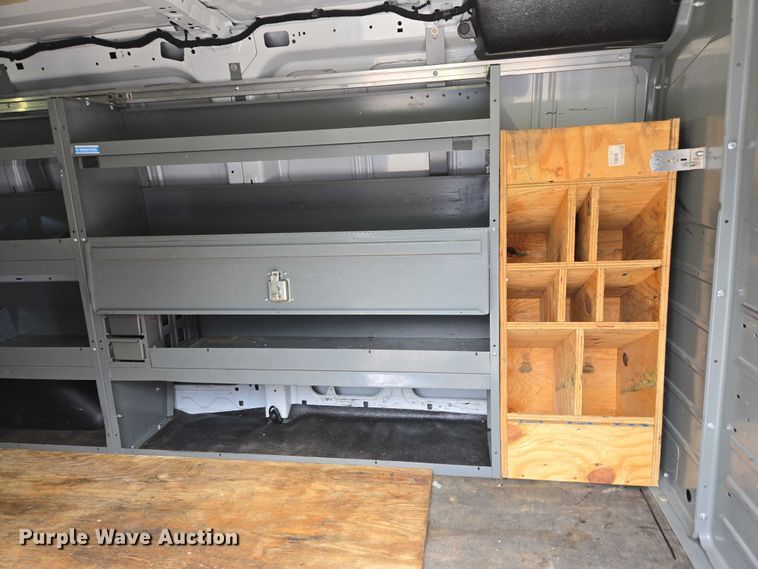 image for item EC4255 2018 Ford Transit 350 van