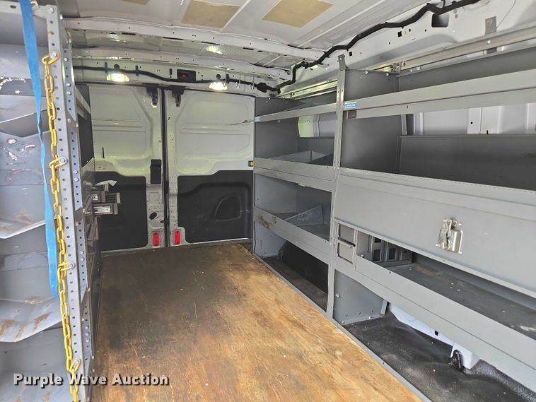 image for item EC4255 2018 Ford Transit 350 van