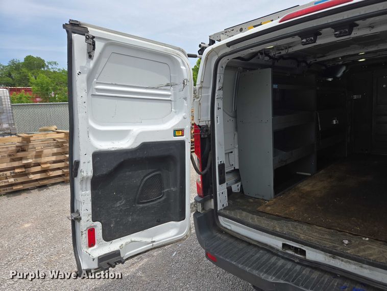 image for item EC4255 2018 Ford Transit 350 van