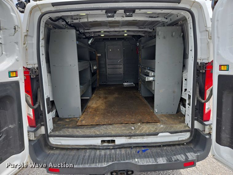 image for item EC4255 2018 Ford Transit 350 van