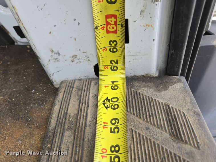 image for item EC4255 2018 Ford Transit 350 van