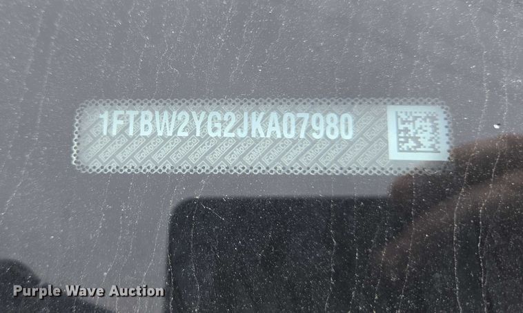 image for item EC4255 2018 Ford Transit 350 van