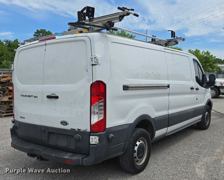 image for item EC4256 2015 Ford Transit 350 van