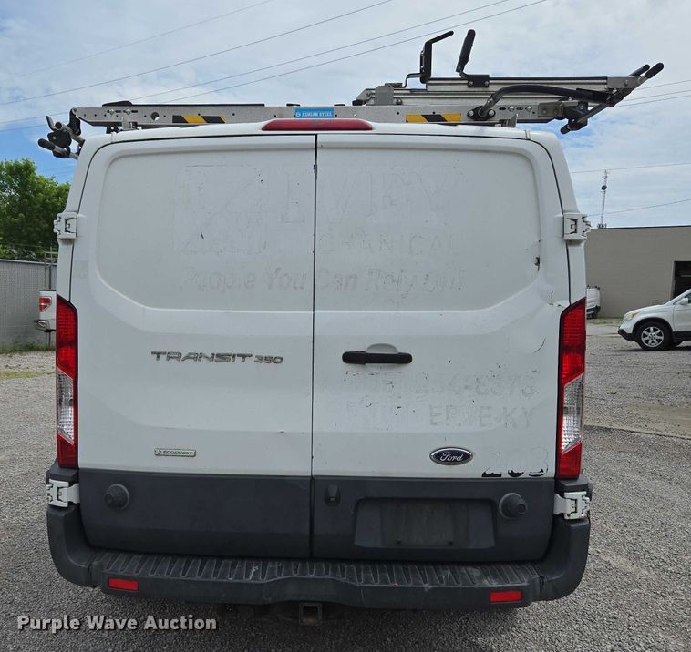 image for item EC4256 2015 Ford Transit 350 van