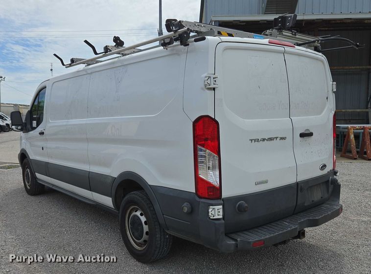 image for item EC4256 2015 Ford Transit 350 van