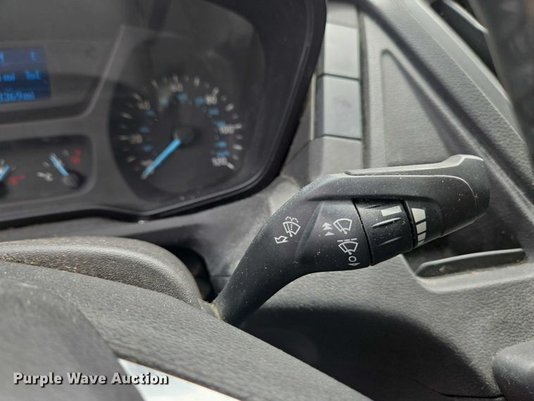 image for item EC4256 2015 Ford Transit 350 van