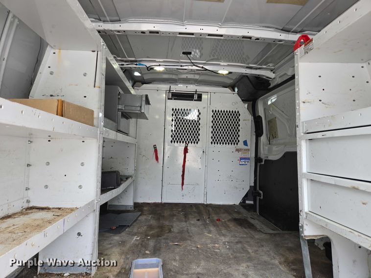 image for item EC4256 2015 Ford Transit 350 van