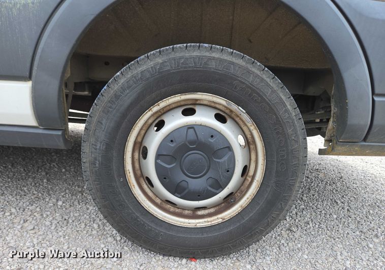 image for item EC4256 2015 Ford Transit 350 van