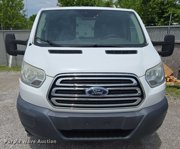 image for item EC4257 2015 Ford Transit 350 van