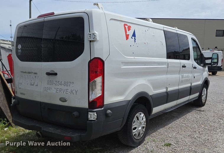 image for item EC4257 2015 Ford Transit 350 van