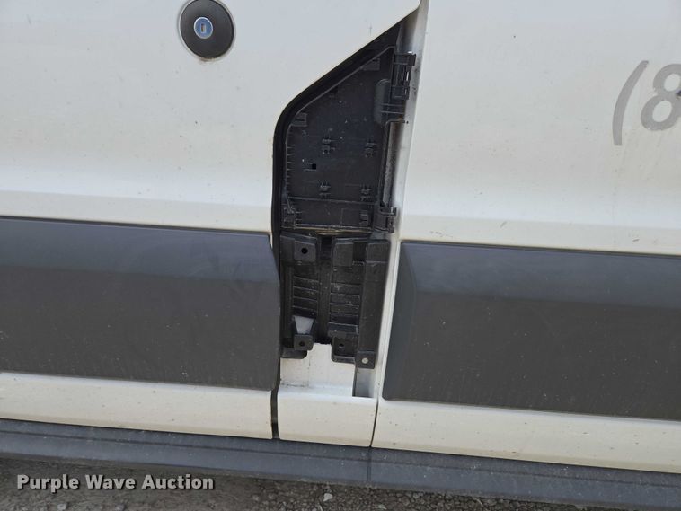 image for item EC4257 2015 Ford Transit 350 van