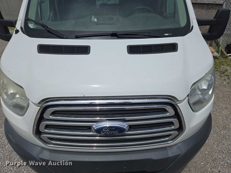 image for item EC4257 2015 Ford Transit 350 van