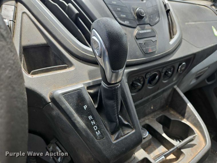 image for item EC4257 2015 Ford Transit 350 van