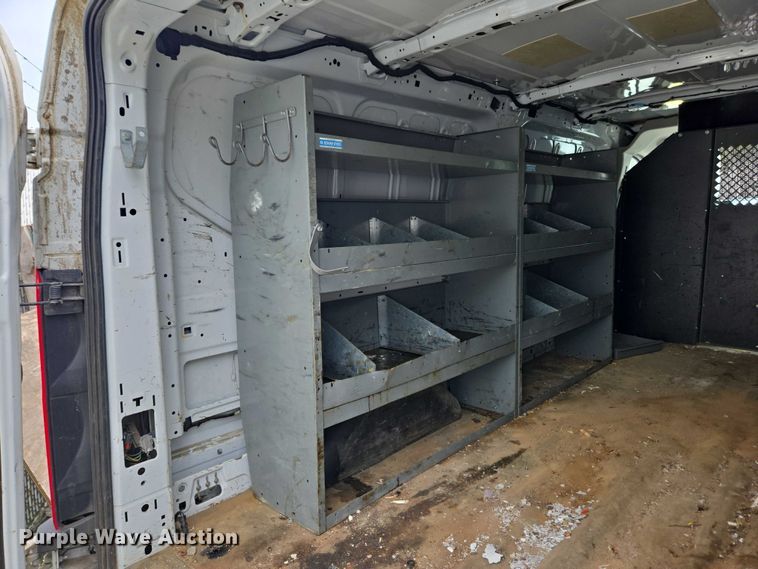 image for item EC4257 2015 Ford Transit 350 van