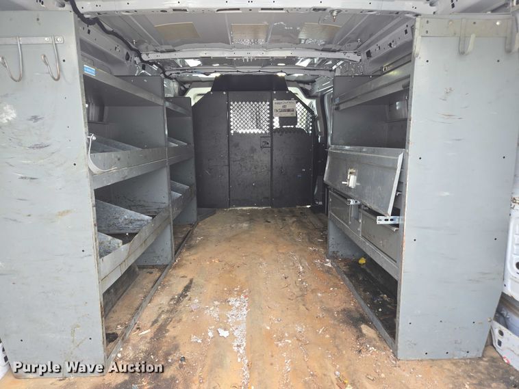 image for item EC4257 2015 Ford Transit 350 van