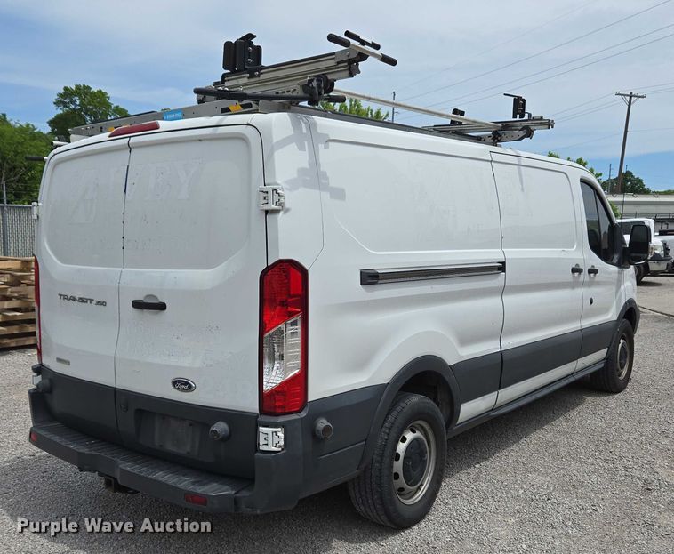 image for item EC4258 2017 Ford Transit 350 van