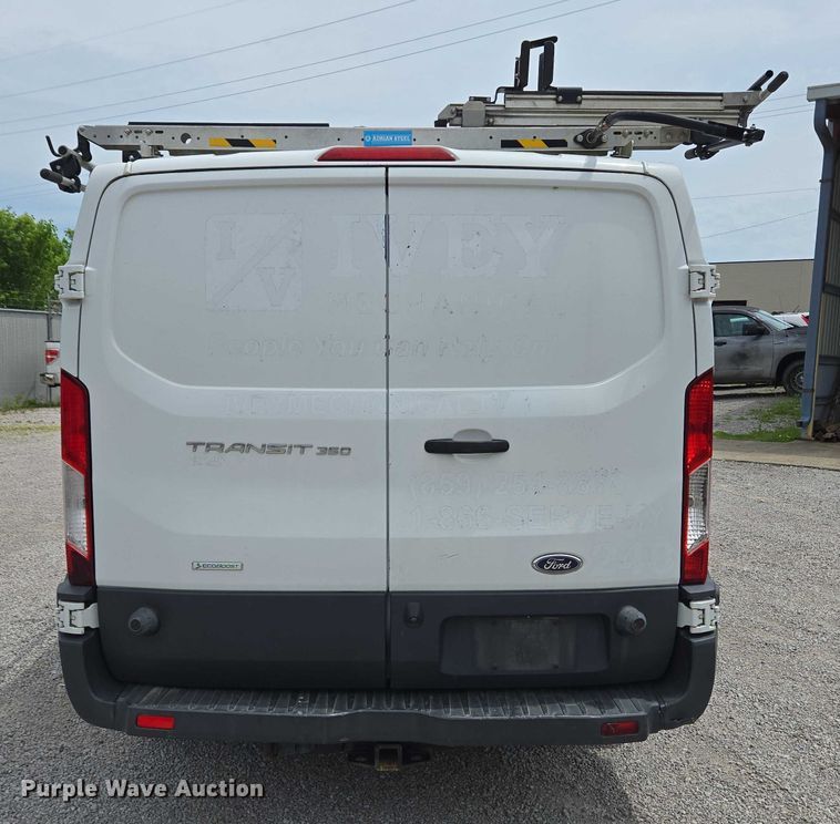 image for item EC4258 2017 Ford Transit 350 van
