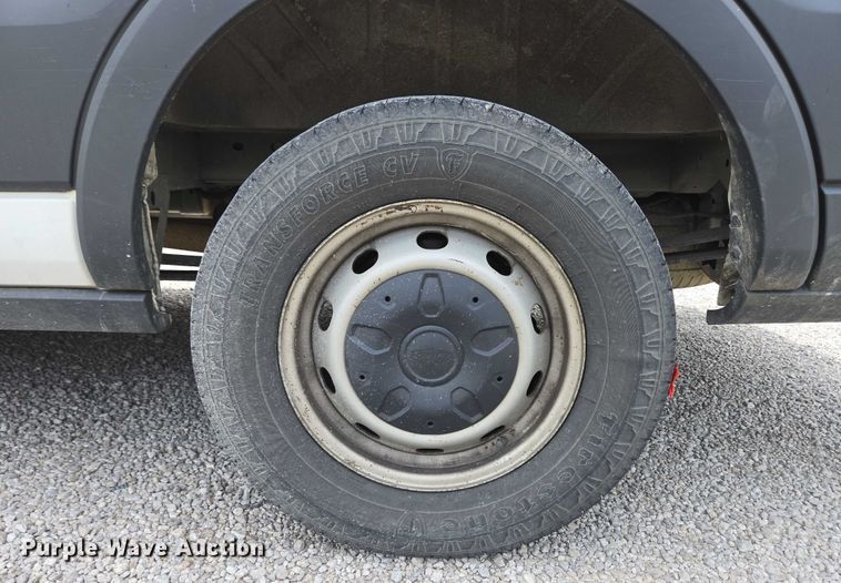 image for item EC4258 2017 Ford Transit 350 van