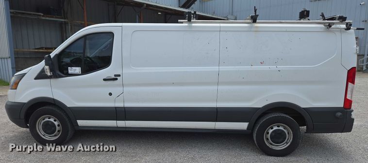 image for item EC4259 2017 Ford Transit 350 van