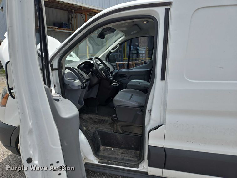 image for item EC4259 2017 Ford Transit 350 van