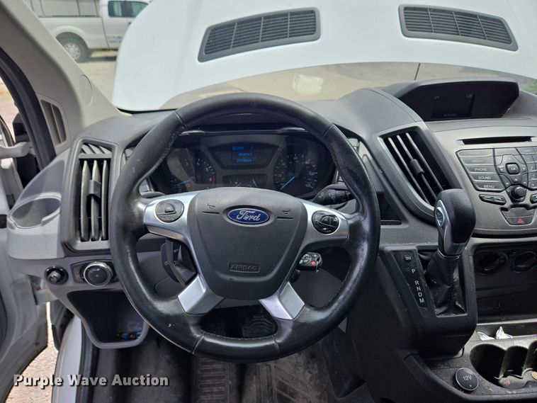 image for item EC4259 2017 Ford Transit 350 van