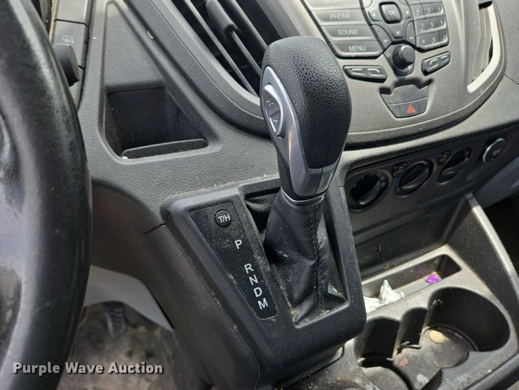 image for item EC4259 2017 Ford Transit 350 van