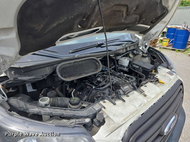 image for item EC4259 2017 Ford Transit 350 van