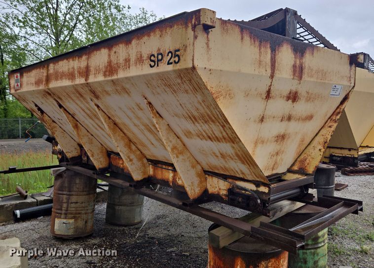 image for item EC4267 Flink LMC5H42-82 spreader