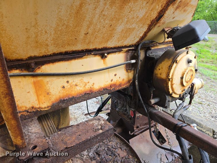 image for item EC4267 Flink LMC5H42-82 spreader