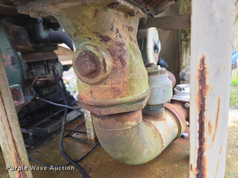 image for item EC4268 1972 Trailmobile B32C5CDS pneumatic dry bulk trailer