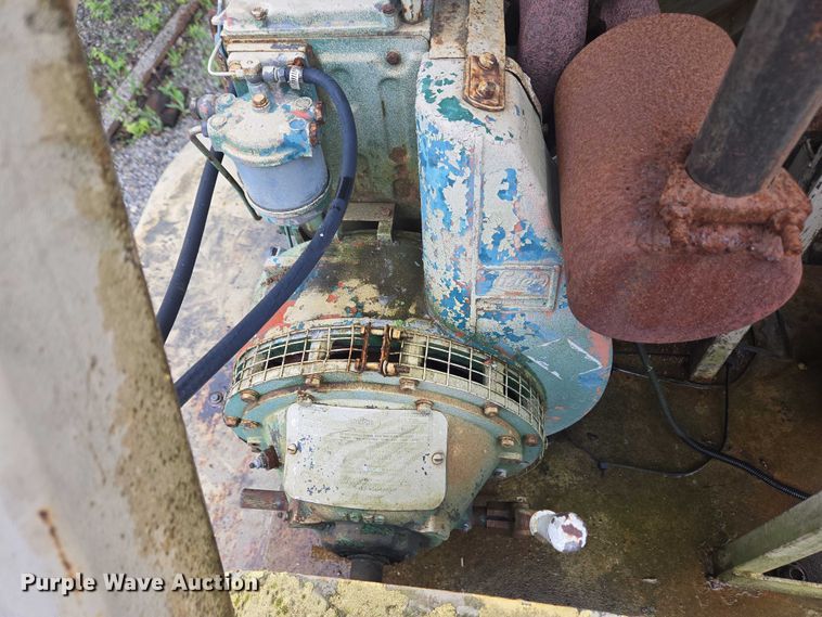 image for item EC4268 1972 Trailmobile B32C5CDS pneumatic dry bulk trailer