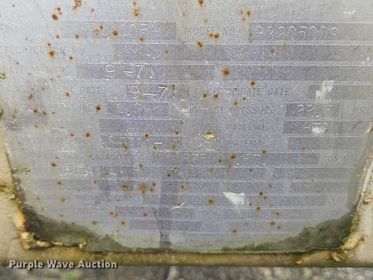 image for item EC4268 1972 Trailmobile B32C5CDS pneumatic dry bulk trailer