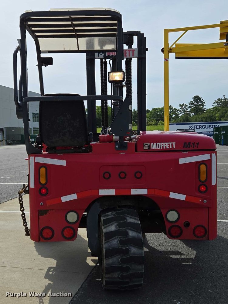 image for item EC4273 2011 Moffett M55 forklift