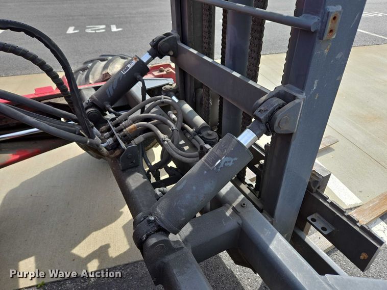 image for item EC4273 2011 Moffett M55 forklift