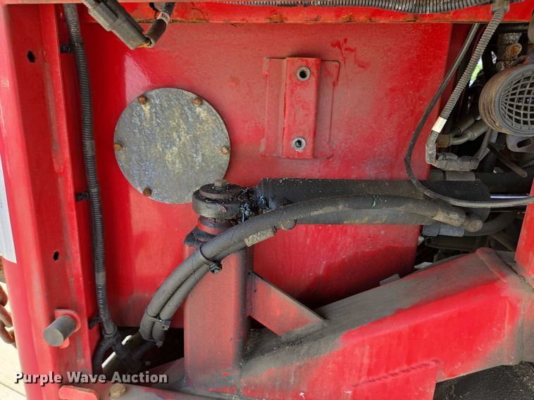 image for item EC4273 2011 Moffett M55 forklift