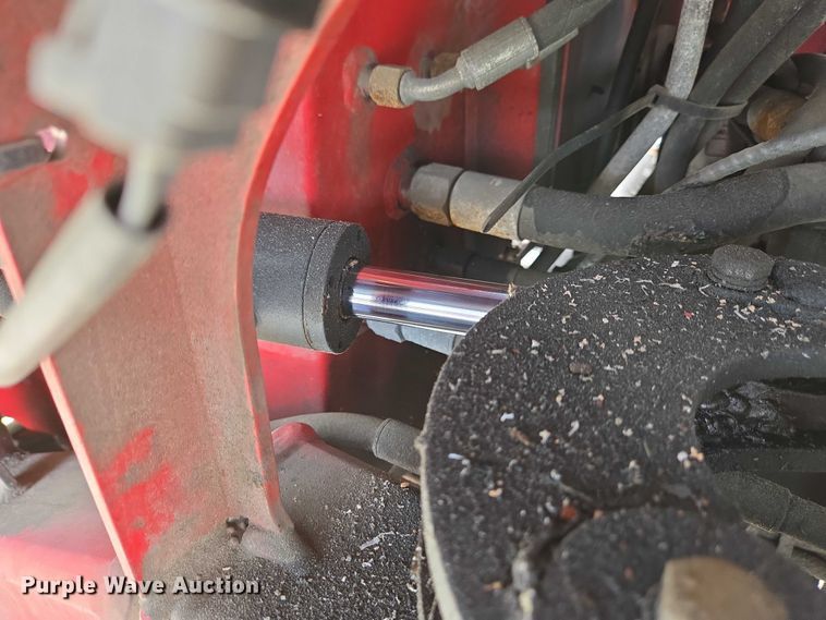 image for item EC4273 2011 Moffett M55 forklift