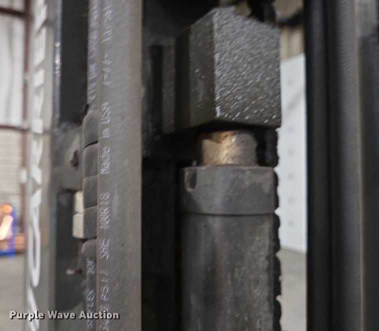 image for item EC4274 2017 UniCarriers CFS40 forklift