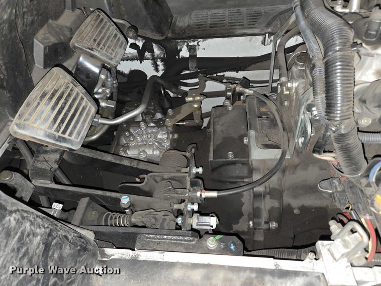 image for item EC4274 2017 UniCarriers CFS40 forklift